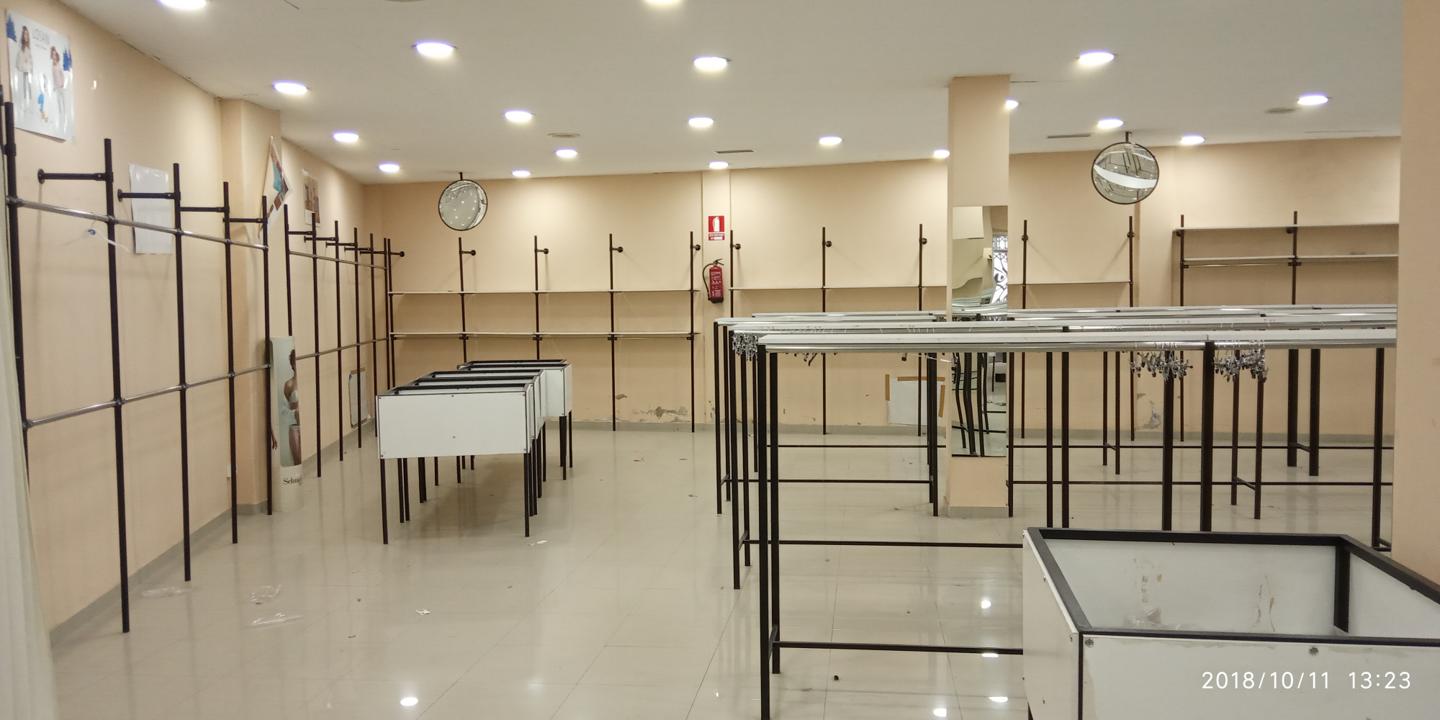 Local en venta en Badajoz