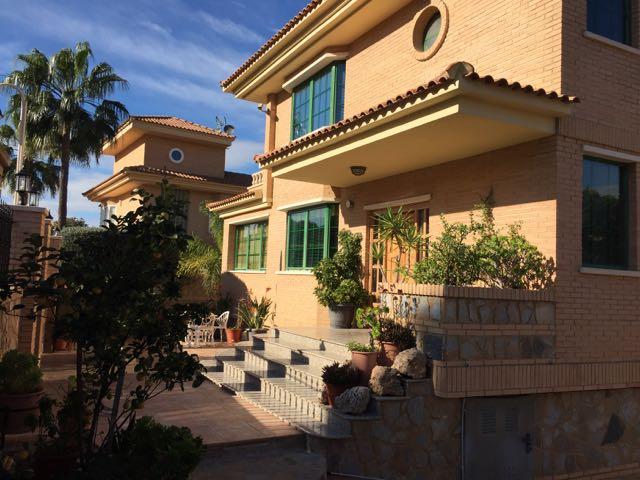 Chalet en venta en Alicante