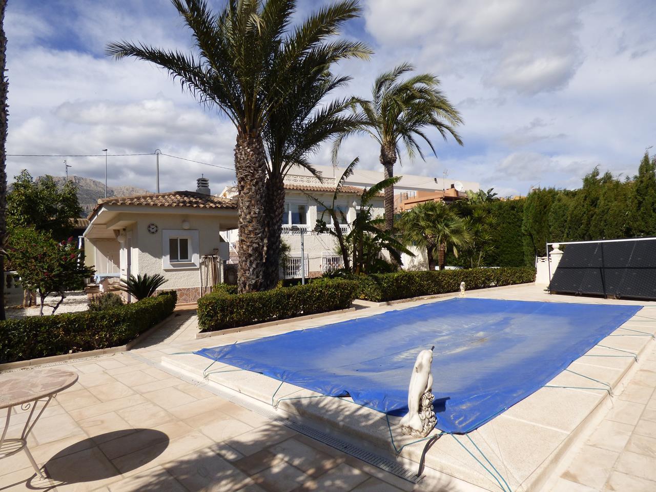 Chalet en venta en Alicante