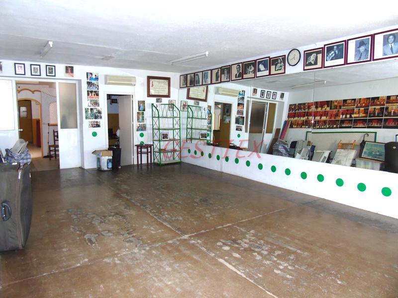 Local en venta en Badajoz