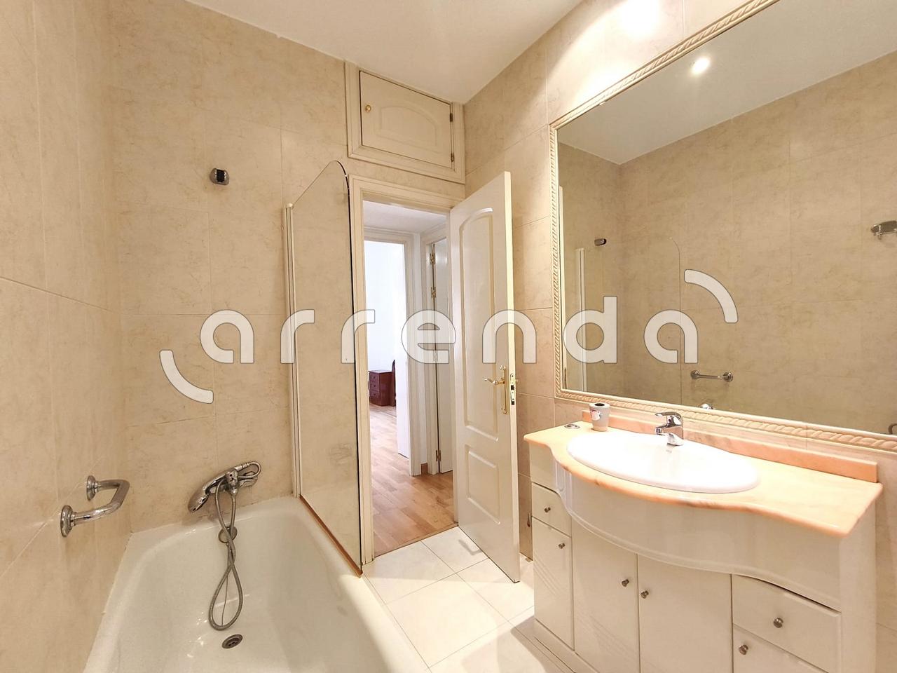 pisos en madrid · calle-de-san-raimundo-28039 610000€