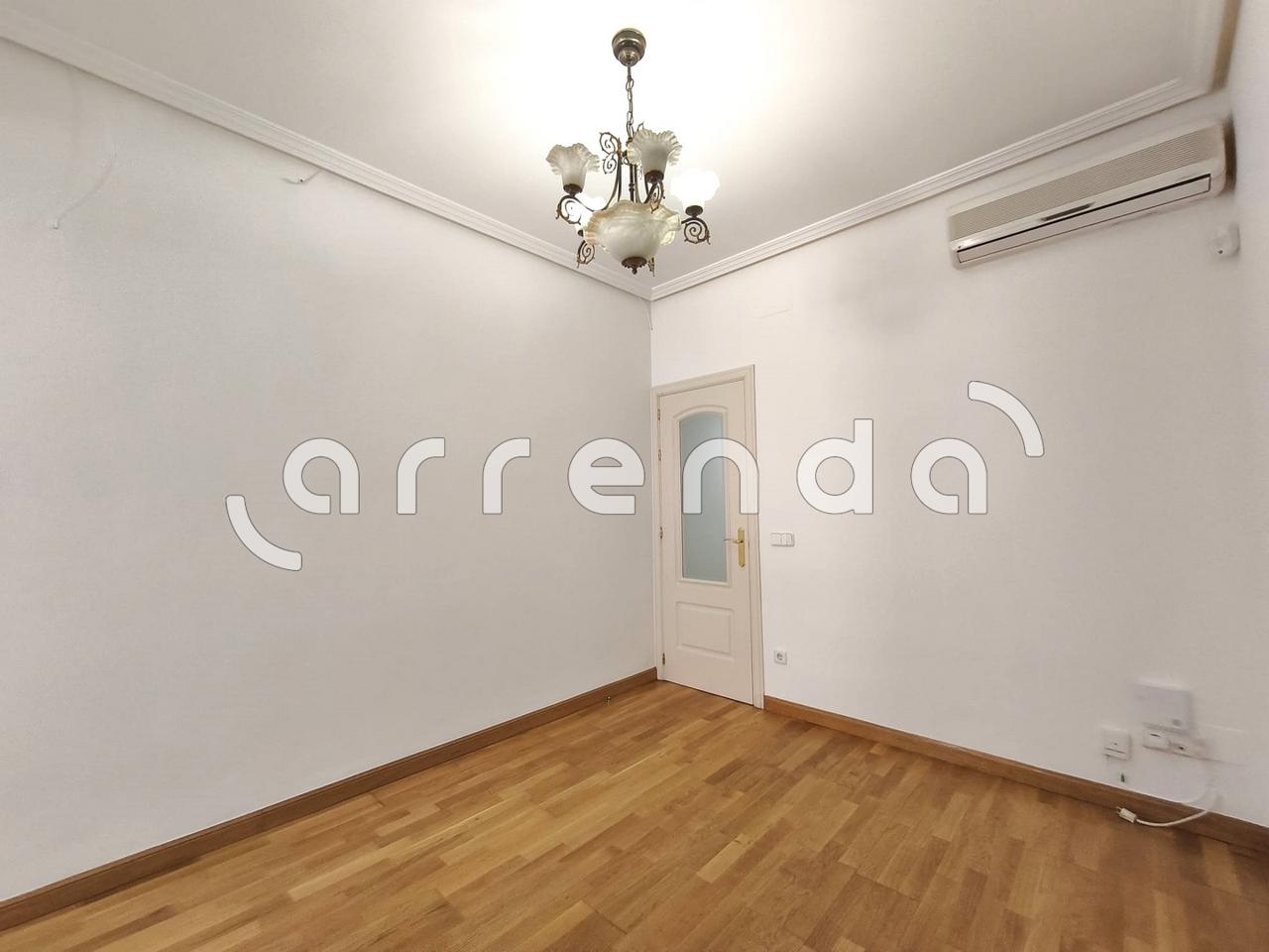 pisos en madrid · calle-de-san-raimundo-28039 610000€