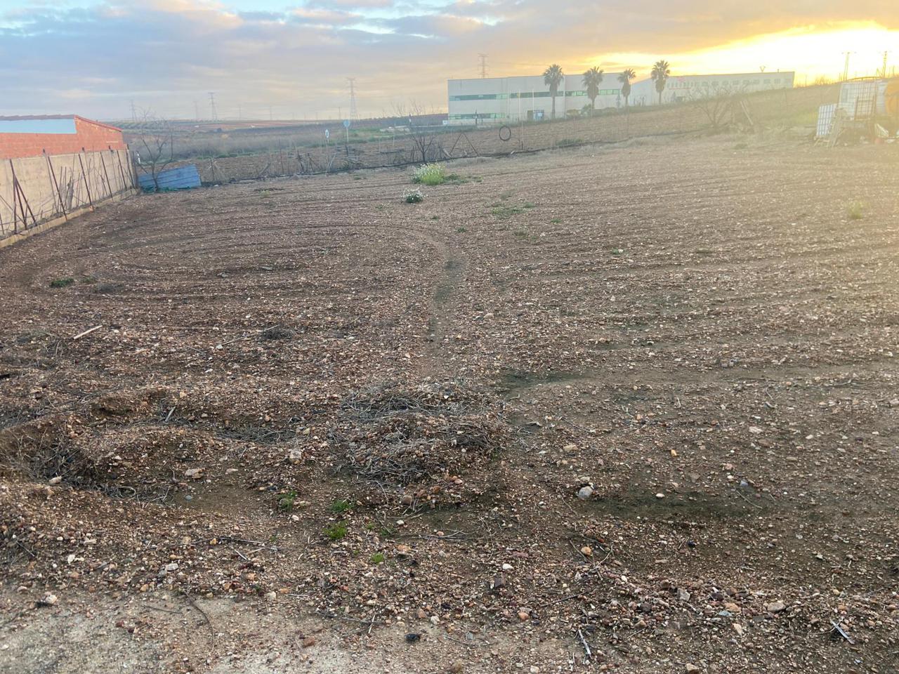Terreno en venta en Badajoz