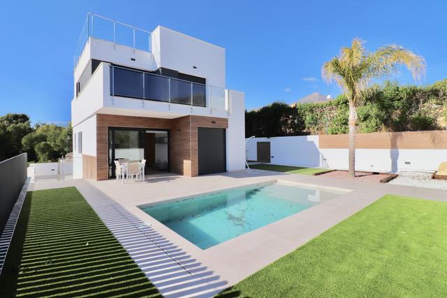 Chalet en venta en Alicante
