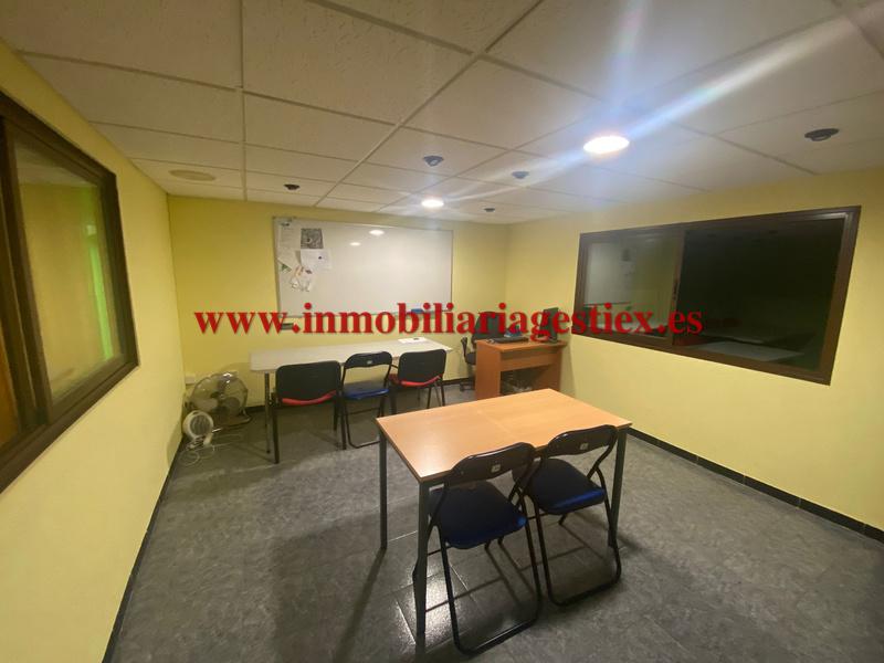 Local en venta en Badajoz