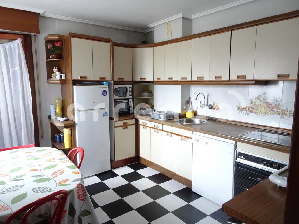 pisos en santander · avenida-de-los-castros-39005 890€