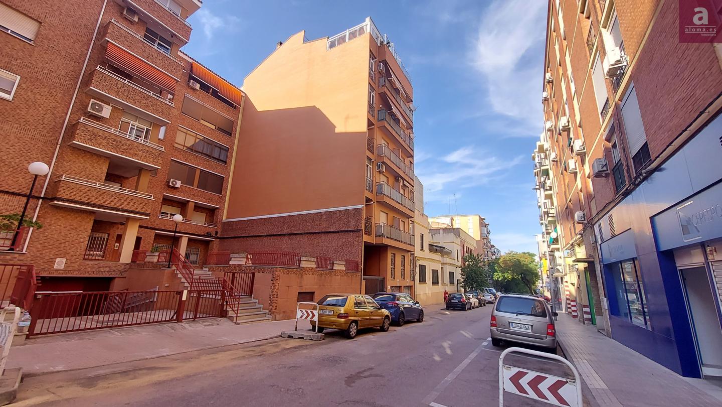 Garaje en venta en Cáceres