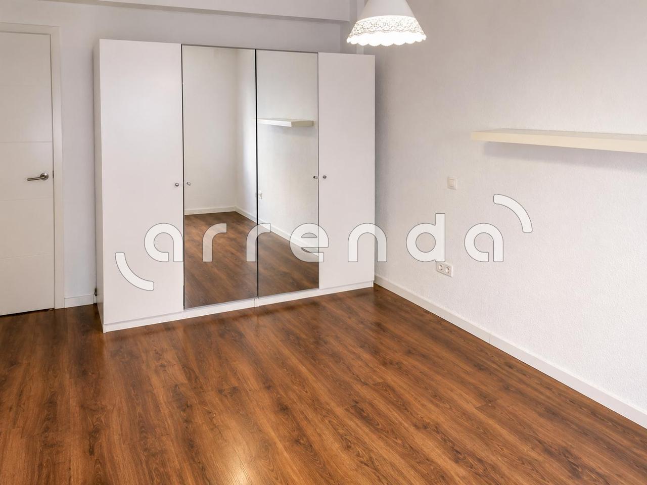 pisos en madrid · calle-de-silvio-abad-28026 1100€