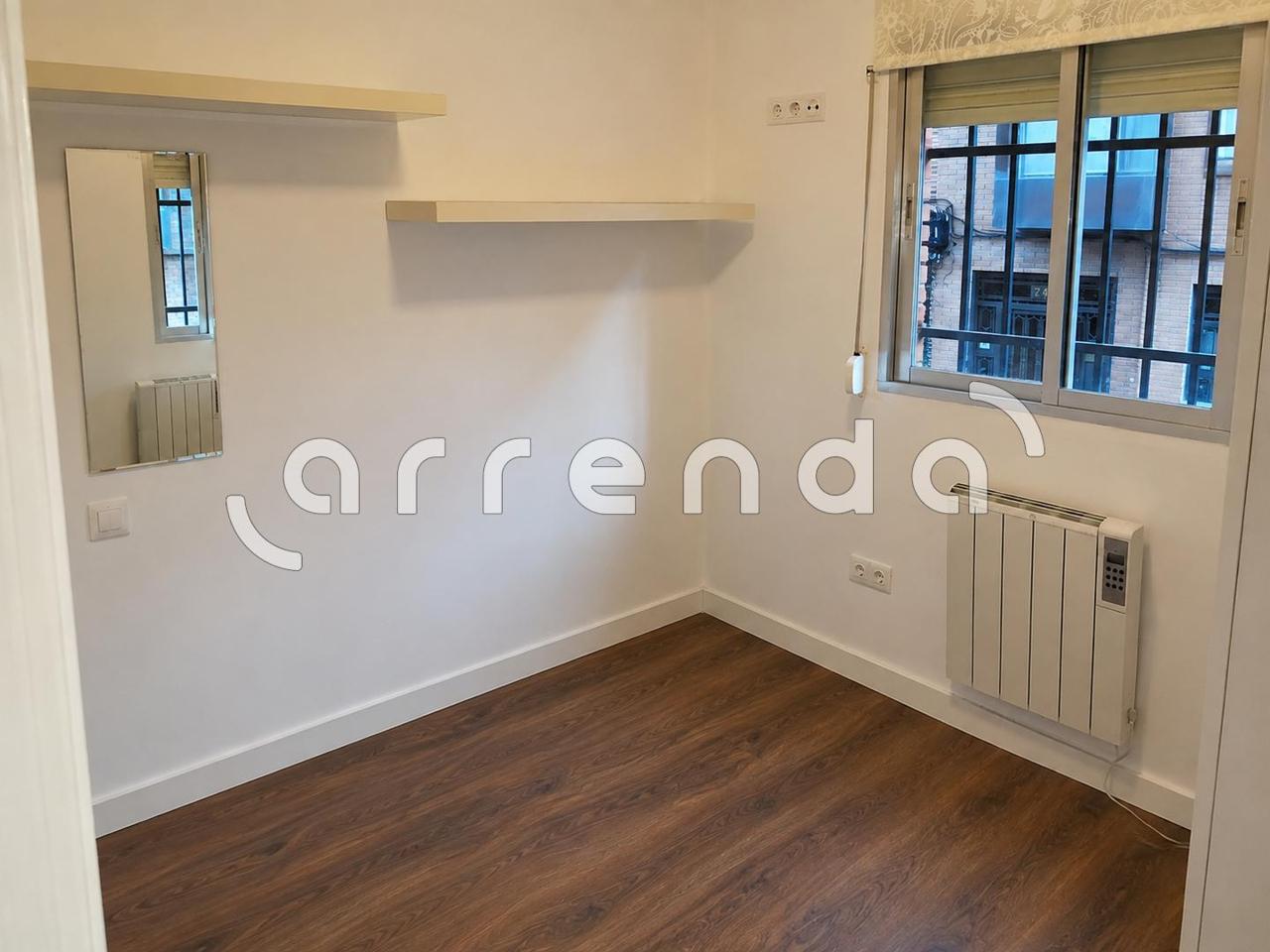 pisos en madrid · calle-de-silvio-abad-28026 1100€