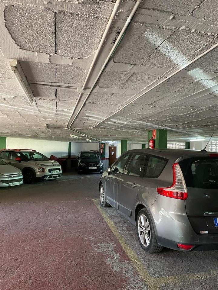 plaza-de-parking en montcada-i-reixac · bifurcacion-08110 12000€