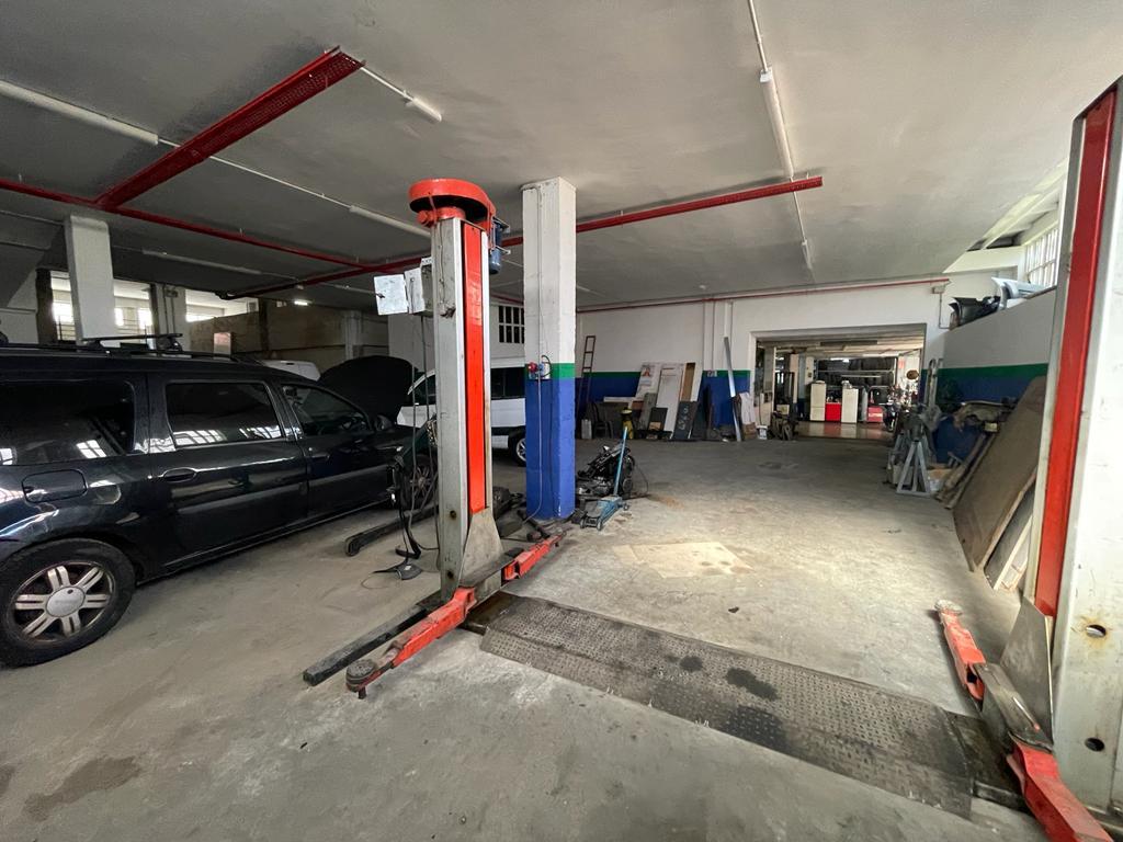 local en montcada-i-reixac · carrer-bifurcacio-08110 €