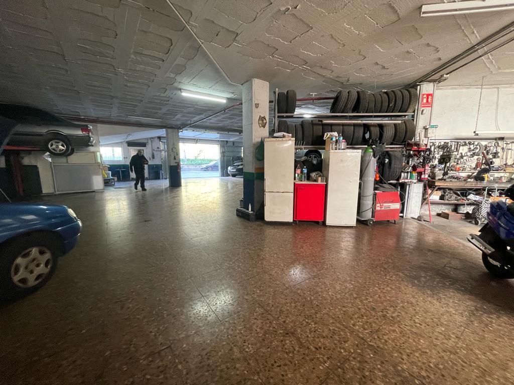 local en montcada-i-reixac · carrer-bifurcacio-08110 €