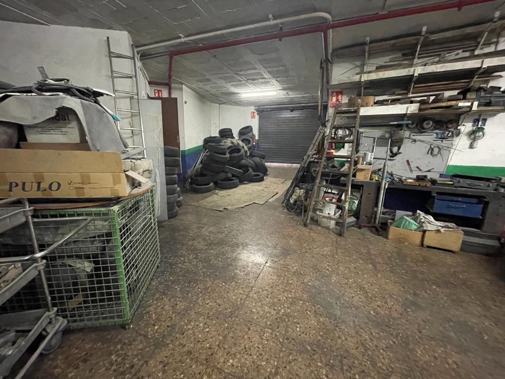 local en montcada-i-reixac · carrer-bifurcacio-08110 €