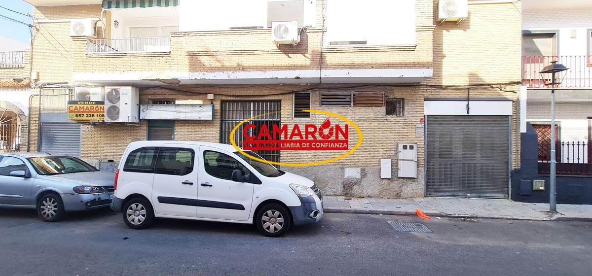Local en venta en Palomares del Río de 324 m2 REF:03009
