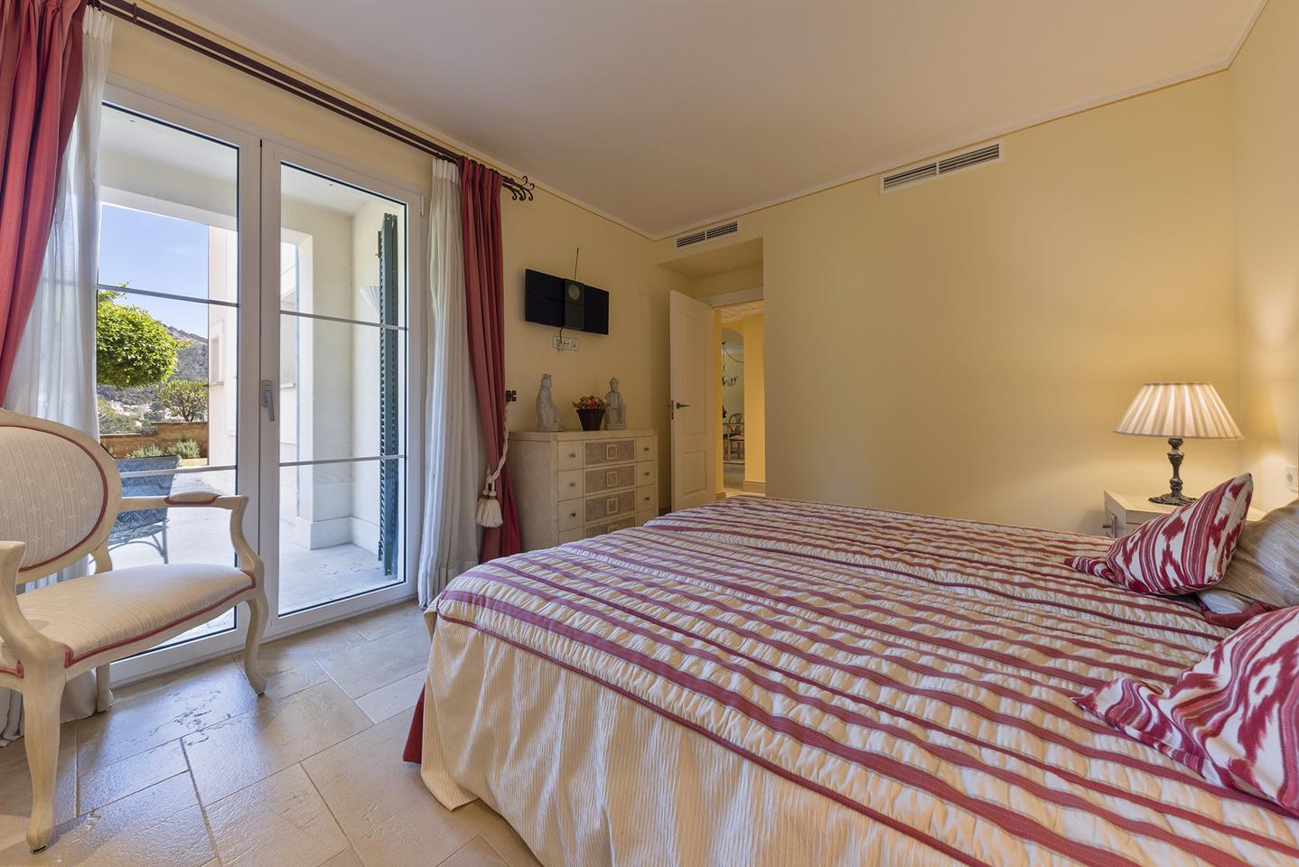Amplio Apartamento con jardín privado en exclusivo complejo del Puerto de Andratx — Port d'Andratx — Foto 10