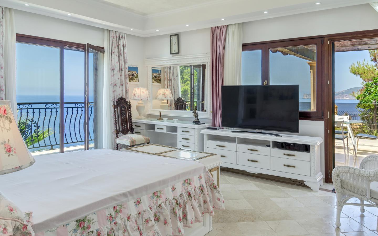 Impresionante Villa en La Mola con vistas al Mediterraneo — Port d'Andratx — Foto 18