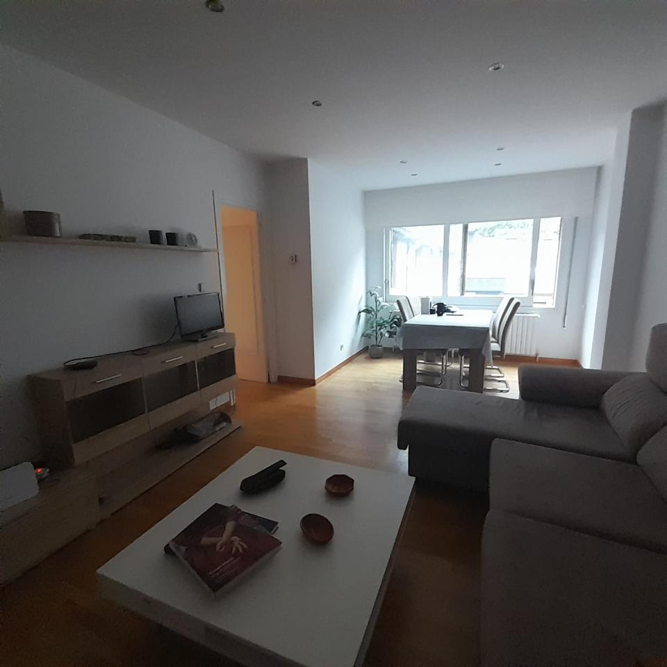 2-bedroom penthouse seasonal rent in Centro, Andorra la Vella · 52 of 60