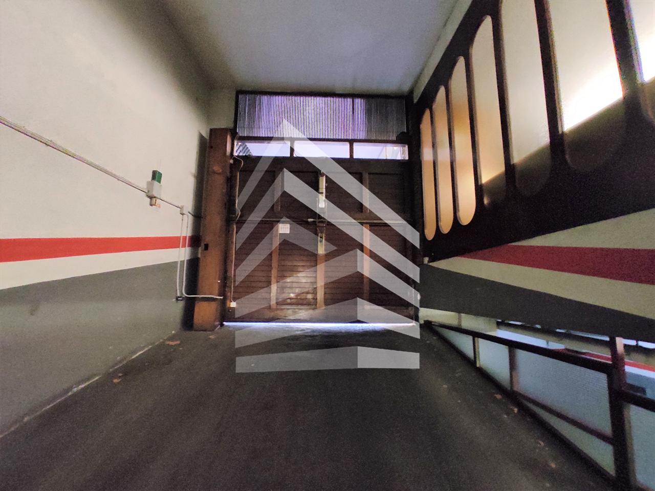 parking en barcelona · les-corts 16000€