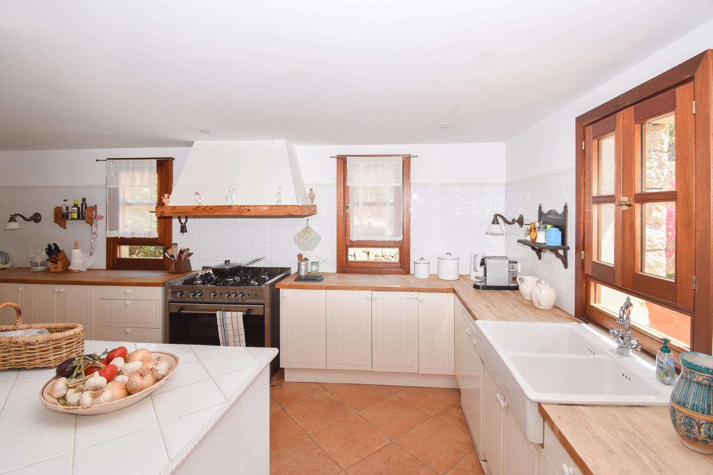 Mansión con varios Apartamentos y Piscinas — Andratx — Foto 6