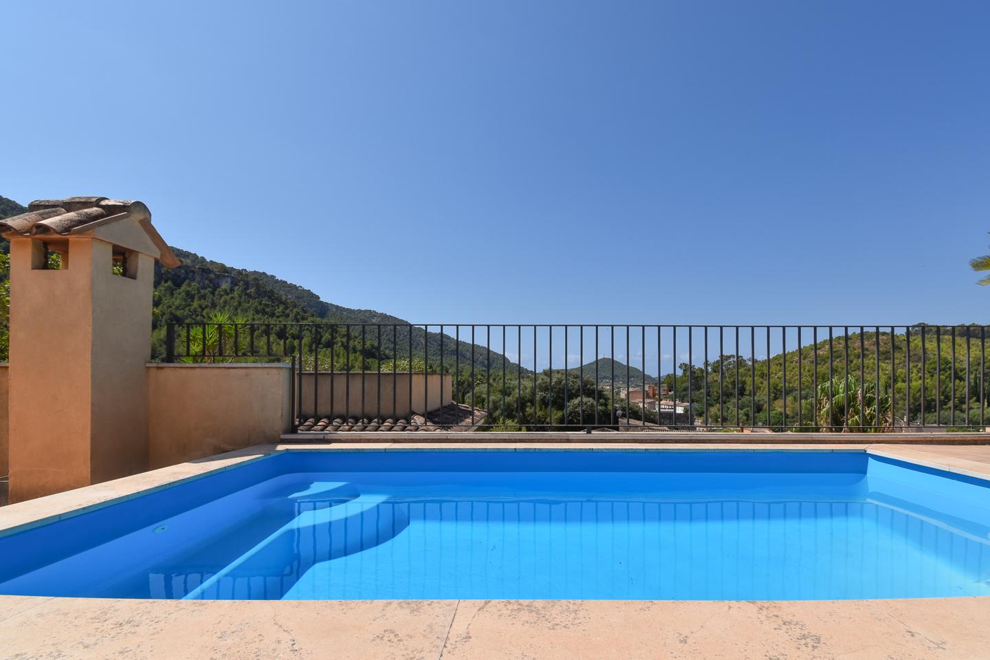 Mansión con varios Apartamentos y Piscinas — Andratx — Foto 3