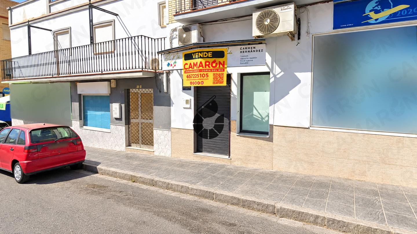 Local en venta en Coria del Río de 22 m2 REF:03348