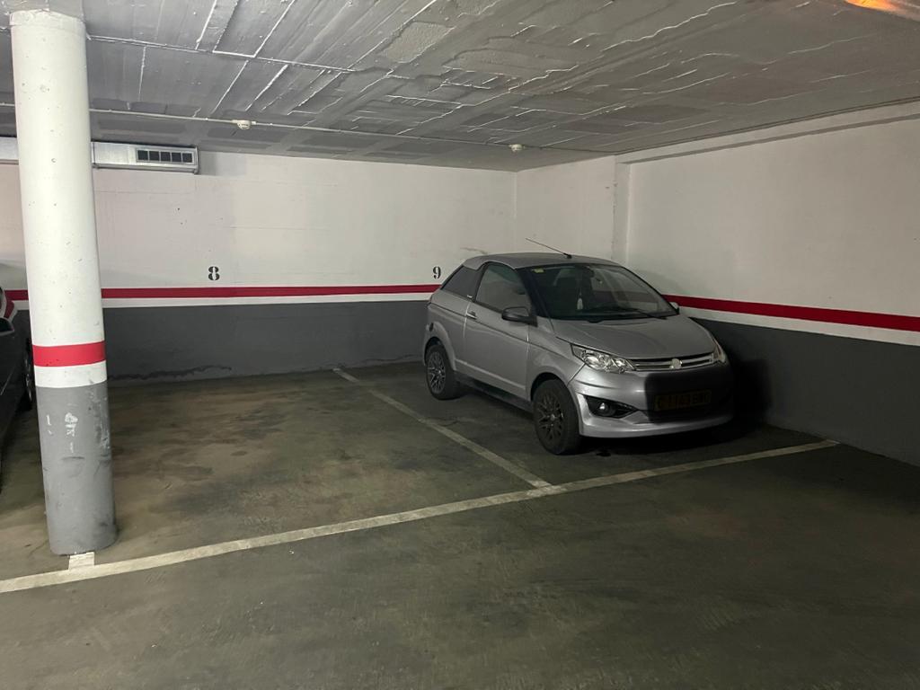 plaza-de-parking en montcada-i-reixac · avinguda-terra-nostra-08110 €