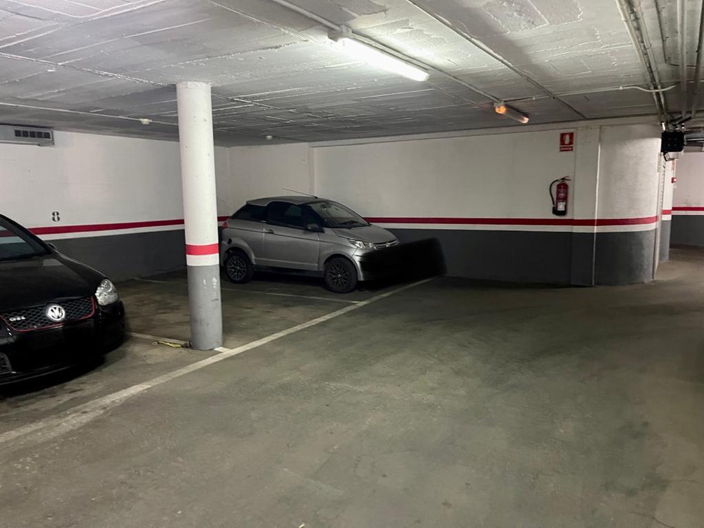 plaza-de-parking en montcada-i-reixac · avinguda-terra-nostra-08110 €