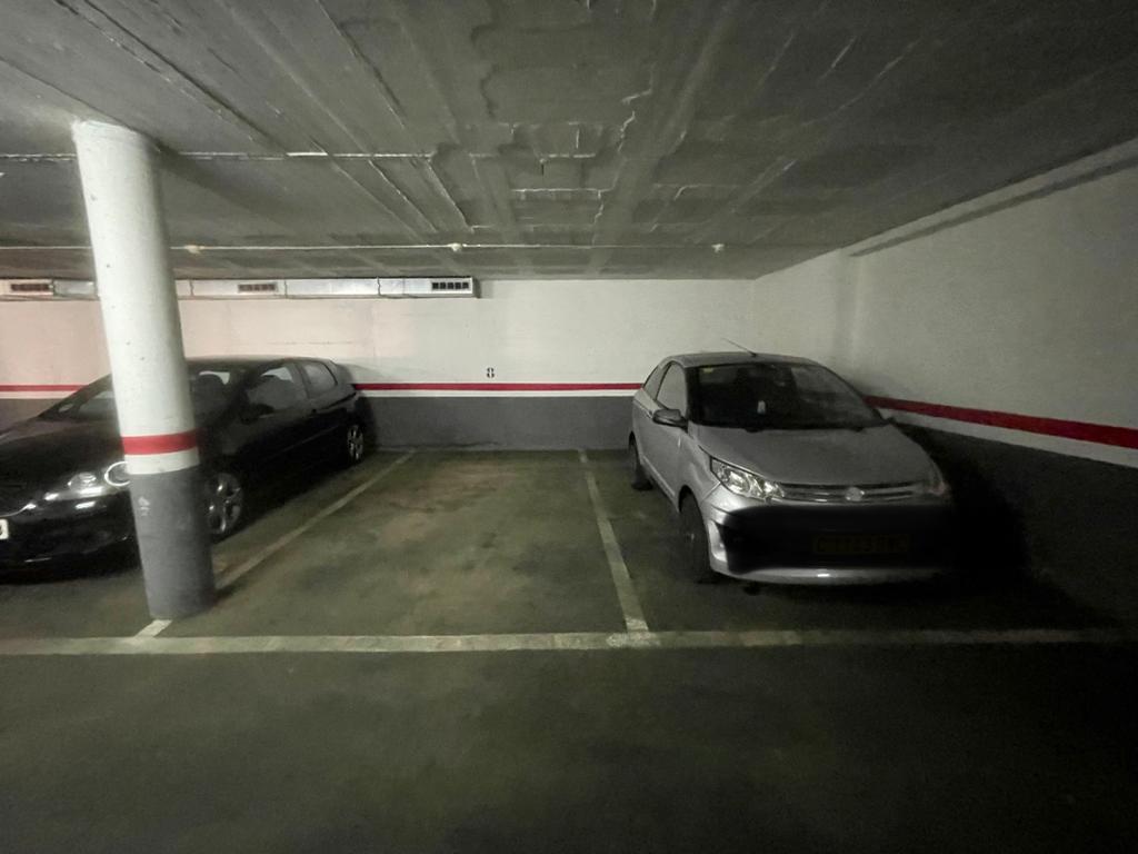 plaza-de-parking en montcada-i-reixac · avinguda-terra-nostra-08110 €