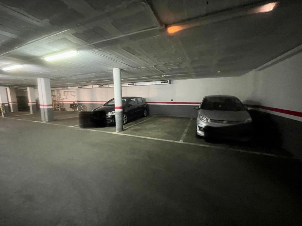 plaza-de-parking en montcada-i-reixac · avinguda-terra-nostra-08110 €