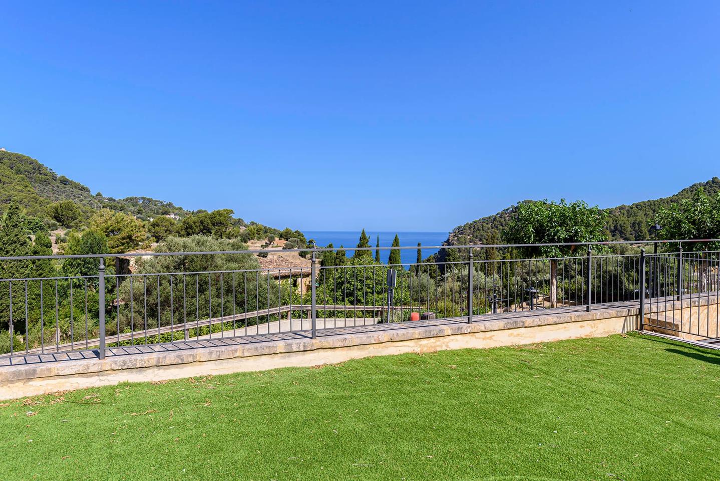 Impresionante Mansión con casa de invitados, piscina y vistas al mar en Estellencs — Estellencs — Foto 9