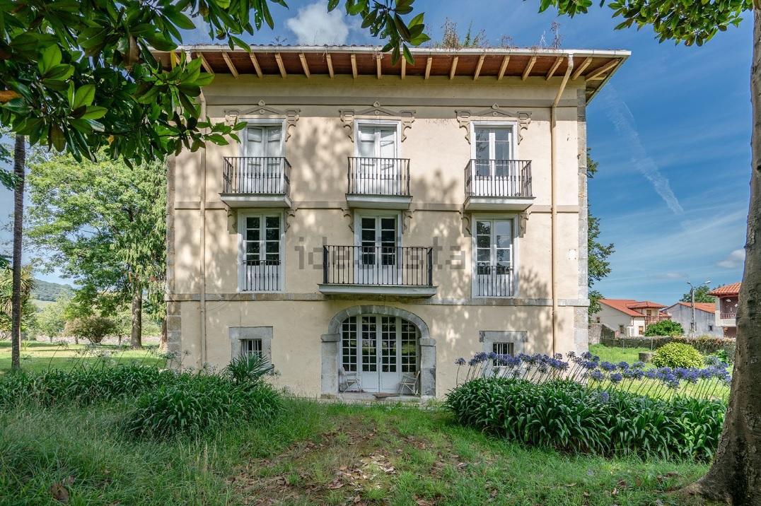 Chalet en venta en Cantabria