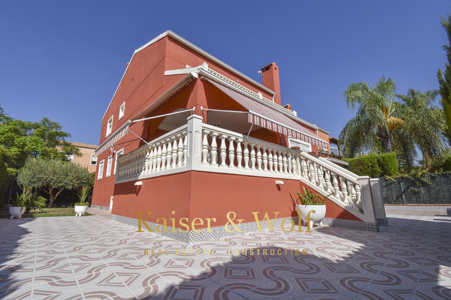Chalet en venta en Alicante