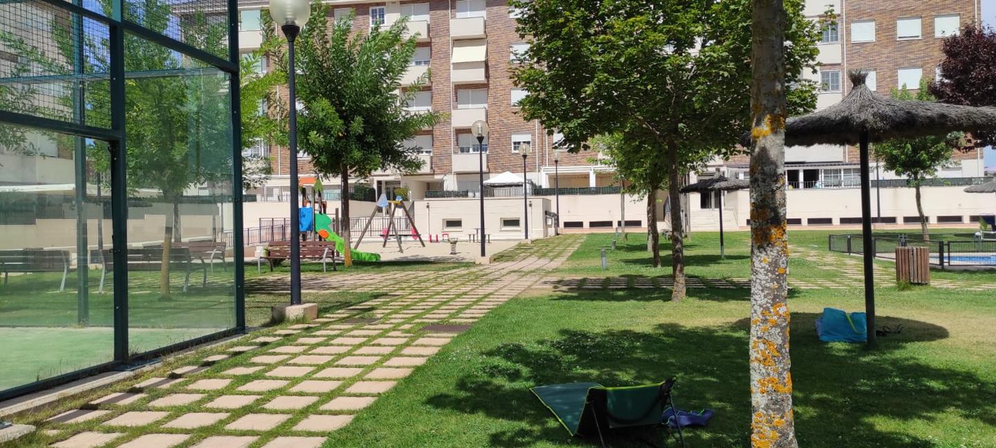 Apartamento en urbanización de alto standing de dos dormitorios