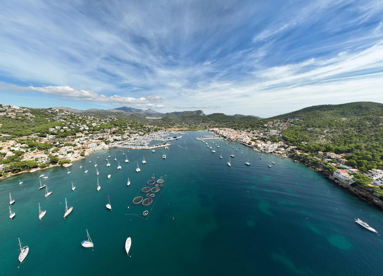 Solar urbanizable a pie del Club de Vela Port Andratx — Port d'Andratx