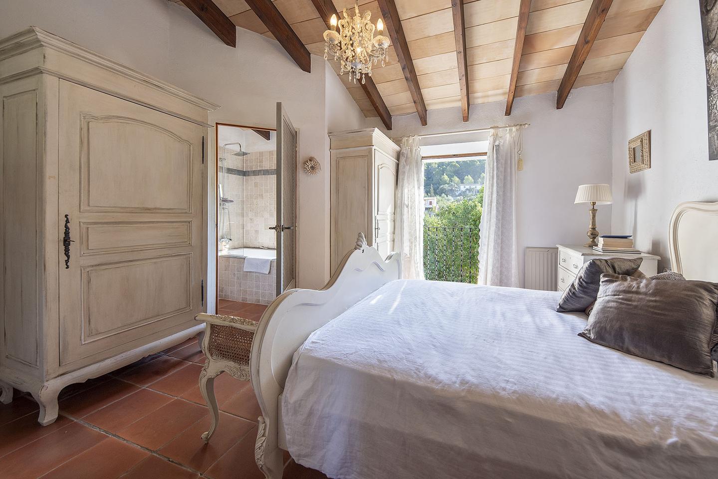 Encantadora Finca con piscina y jardines en S'Arracó — S'Arracó — Foto 8