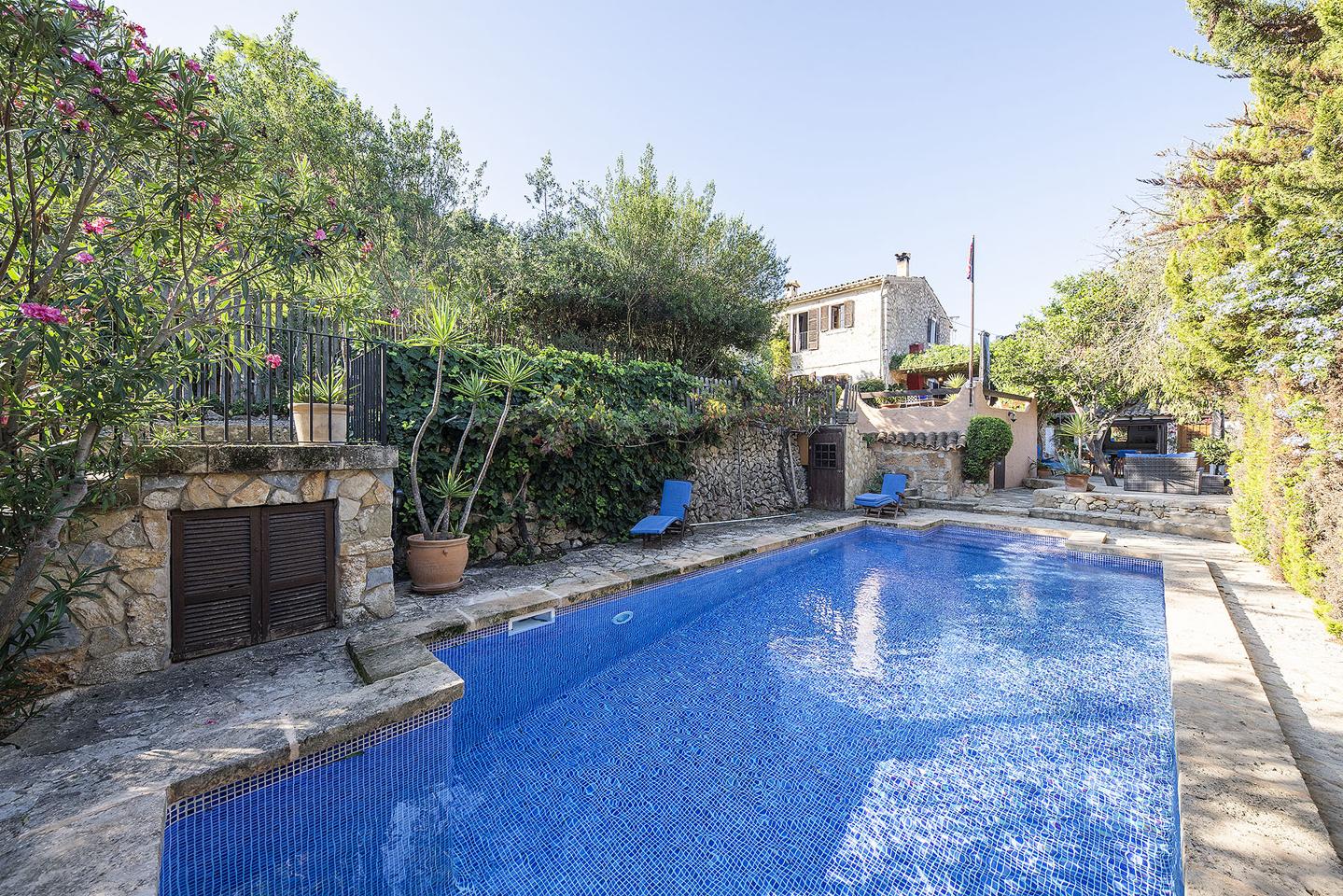 Encantadora Finca con piscina y jardines en S'Arracó — S'Arracó — Foto 2