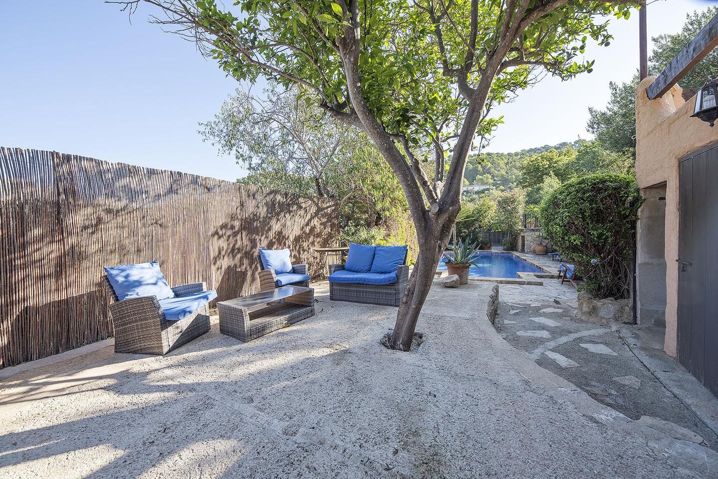 Encantadora Finca con piscina y jardines en S'Arracó — S'Arracó — Foto 17