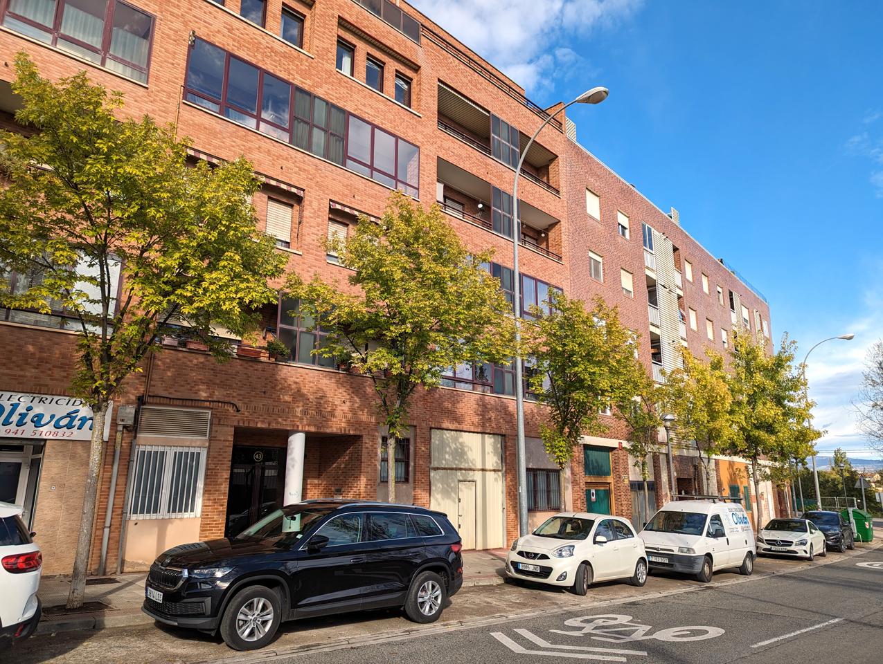 Plaza de parking en venta en Logroño zona Calle Portillejo, 26007