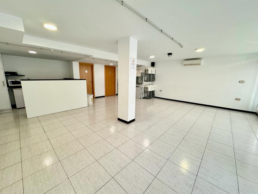 locals-comercials en montcada-i-reixac · montcada-centro €