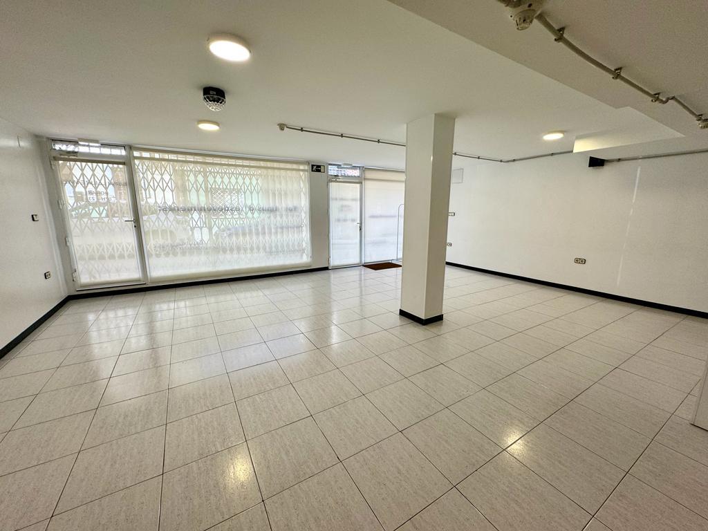 locals-comercials en montcada-i-reixac · montcada-centro €