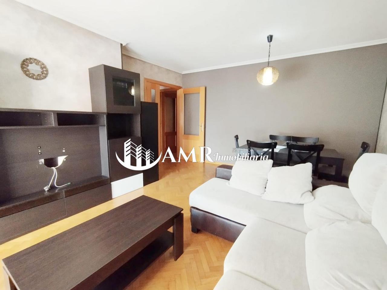 Piso en Calle Lago Blanco, Parla, Madrid de 99 m2