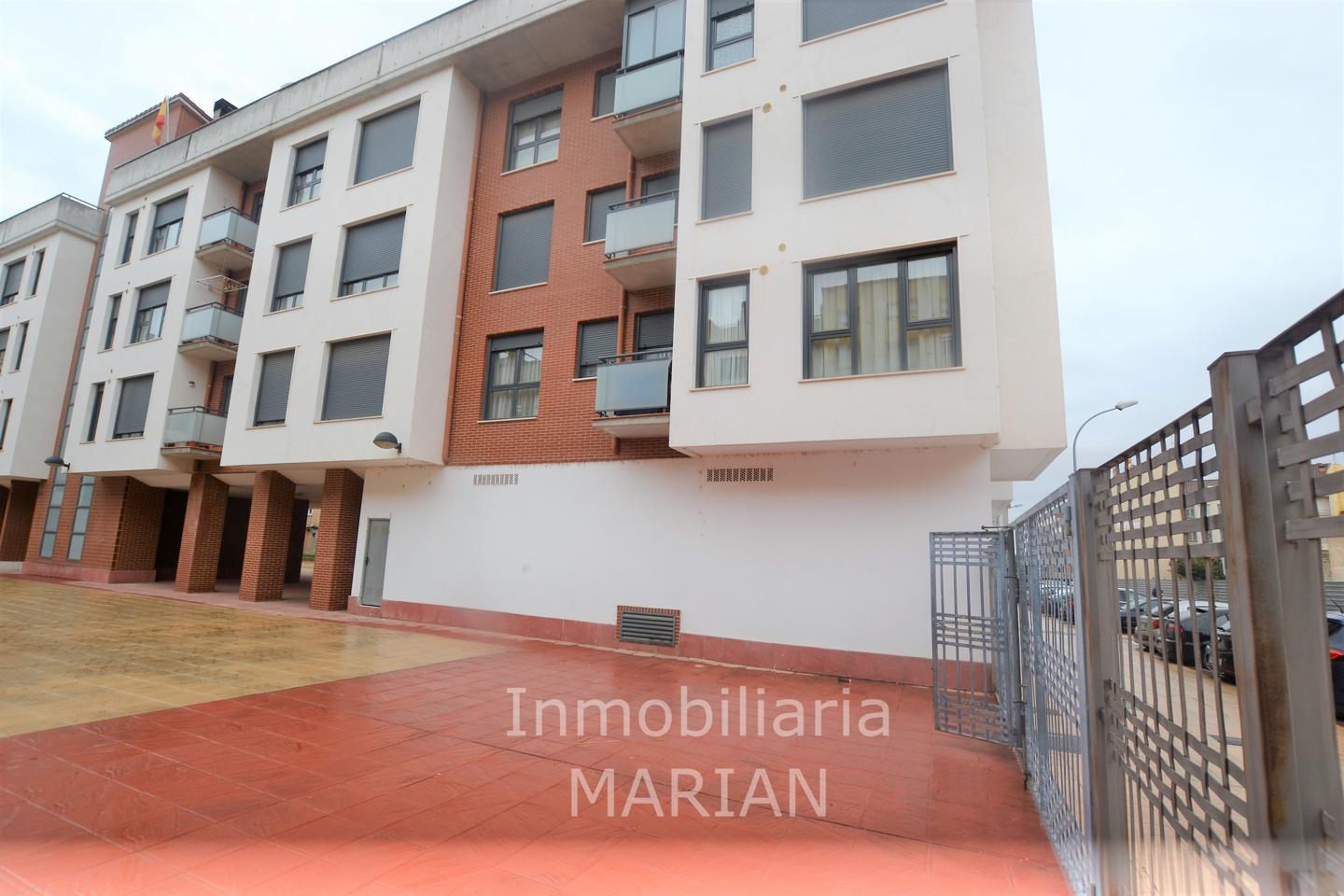 Local en venta en Burgos