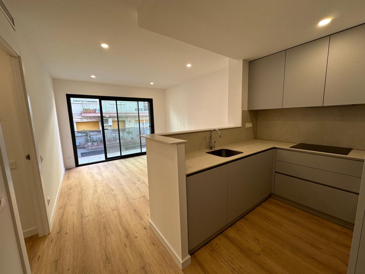 pisos en sant-boi-de-llobregat · centro 290000€