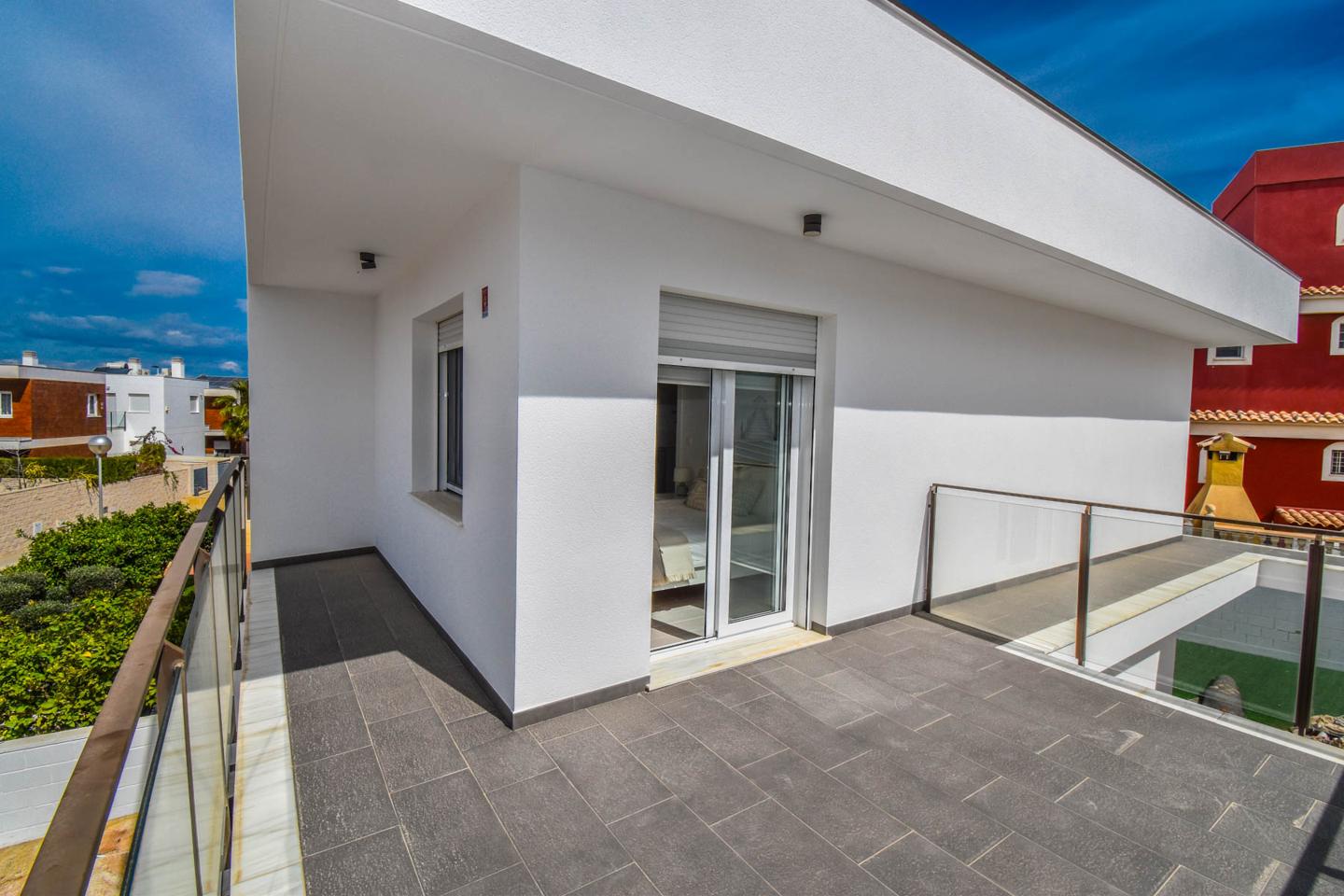 Chalet en venta en Alicante