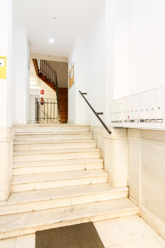 pisos en madrid · calle-de-dona-urraca-28011 1300€