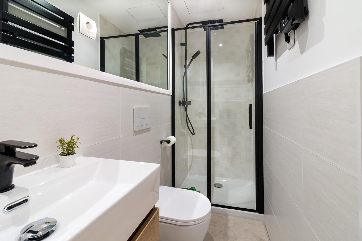 pisos en madrid · calle-de-dona-urraca-28011 1300€