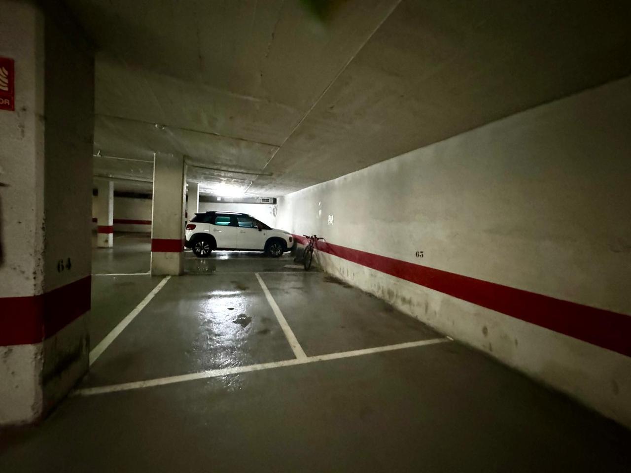 plaza-de-parking en montcada-i-reixac · montcada-centro 9900€