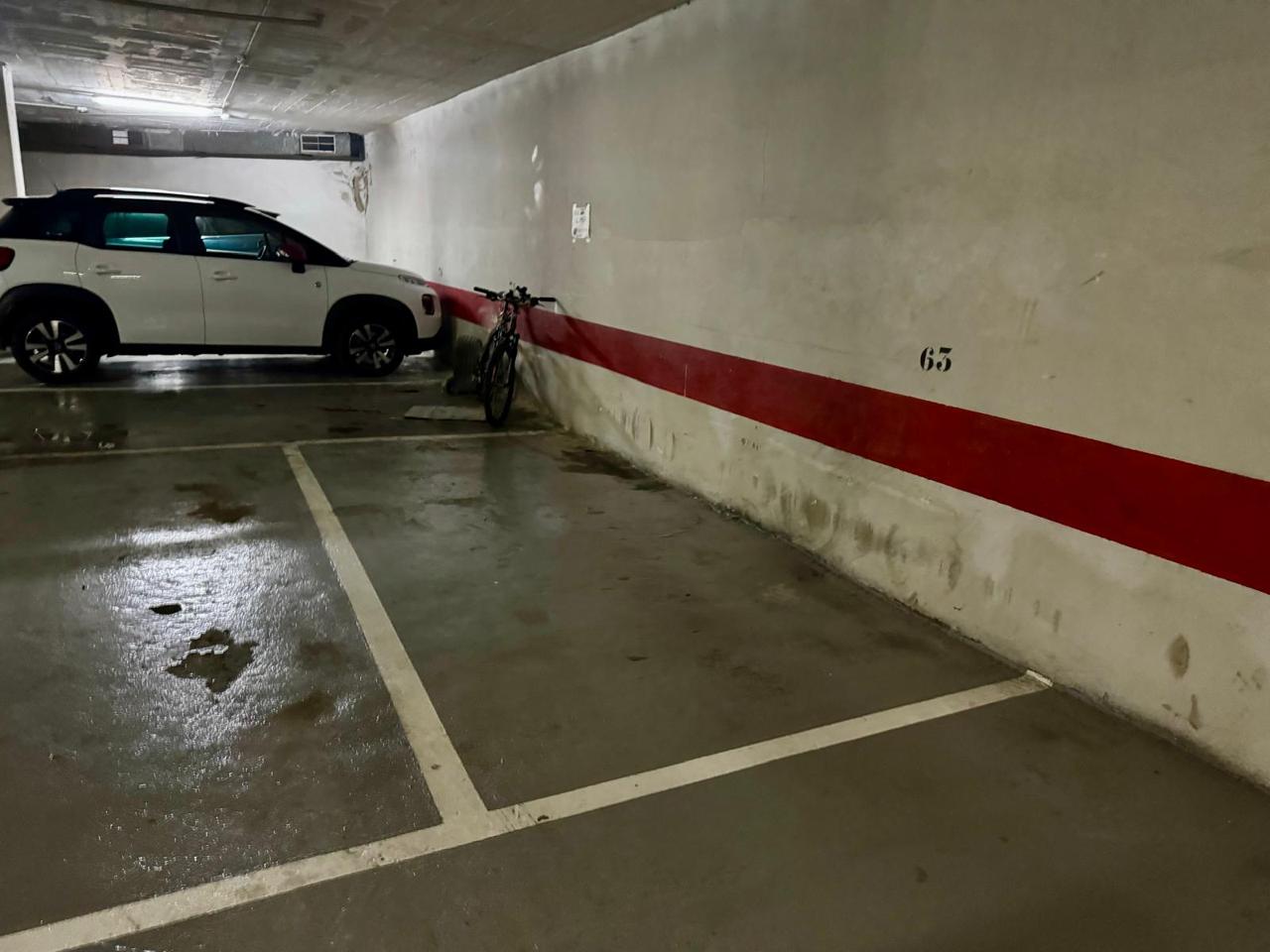 plaza-de-parking en montcada-i-reixac · montcada-centro 9900€