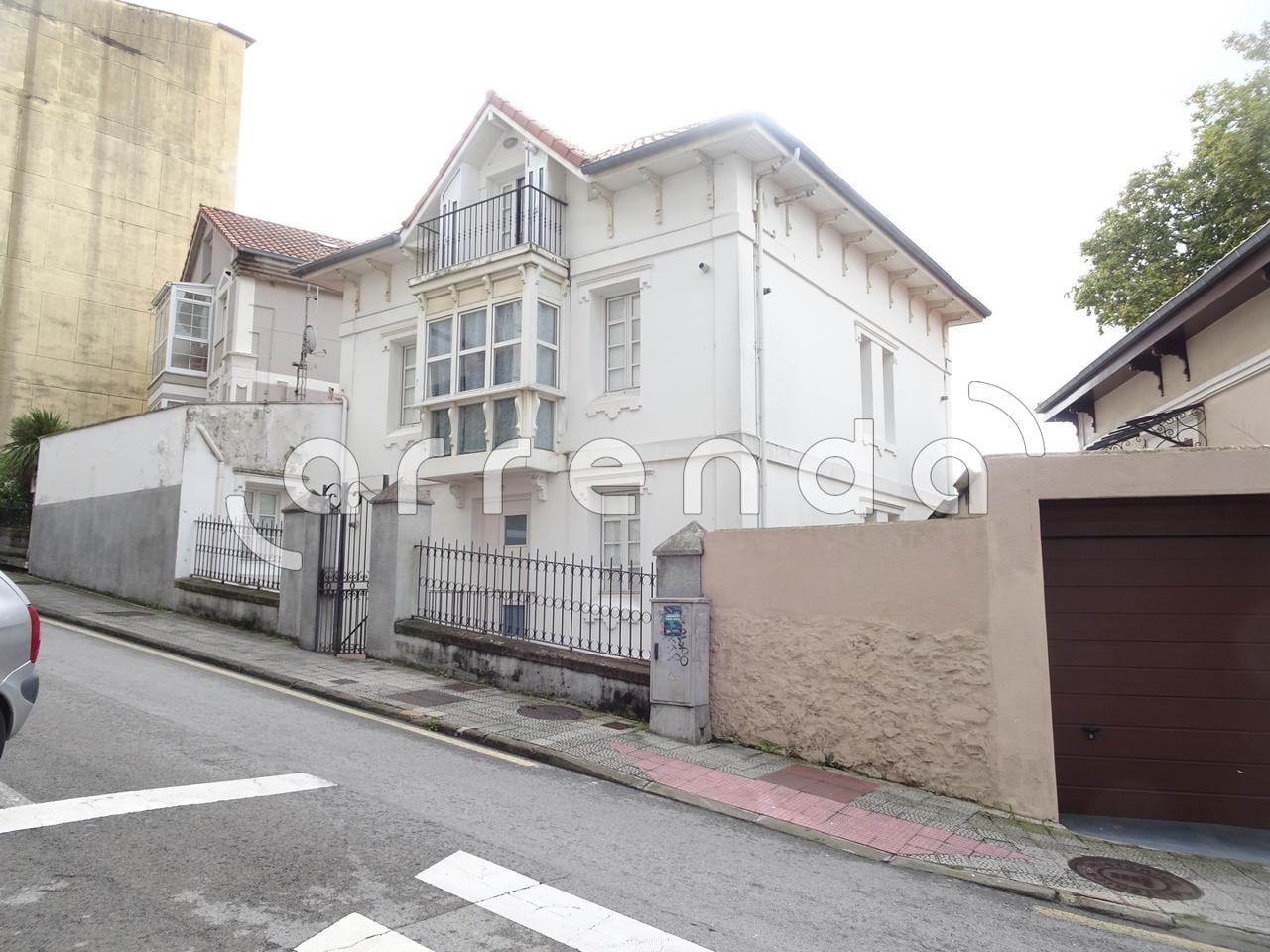 apartamentos en santander · calle-francisco-palazuelos-39003 780€