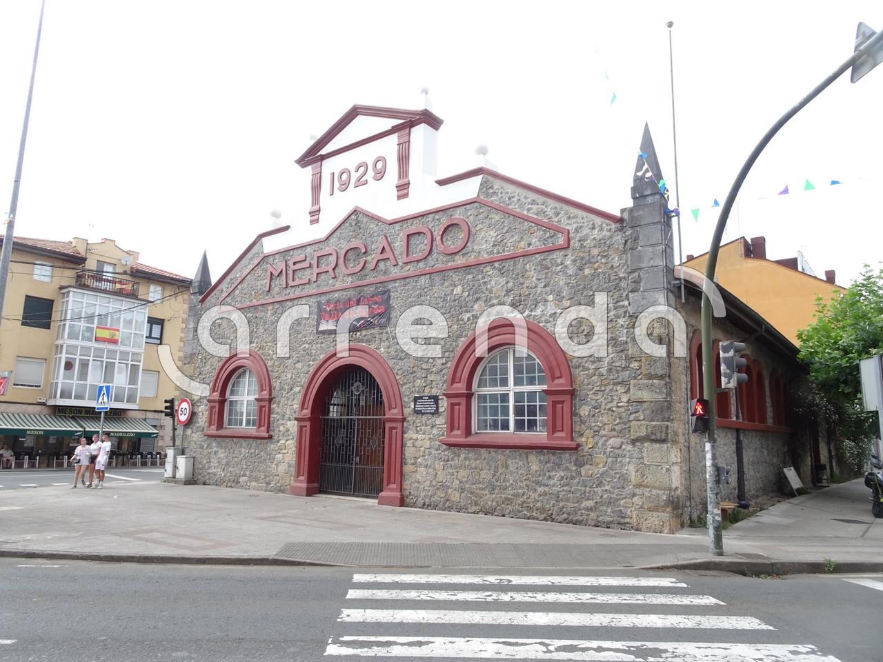 Local · Sarón · ARS2562